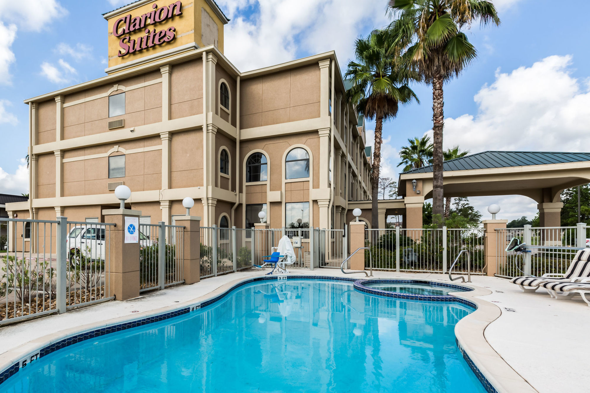 Comfort Suites Shenandoah-The Woodlands المرافق الصورة